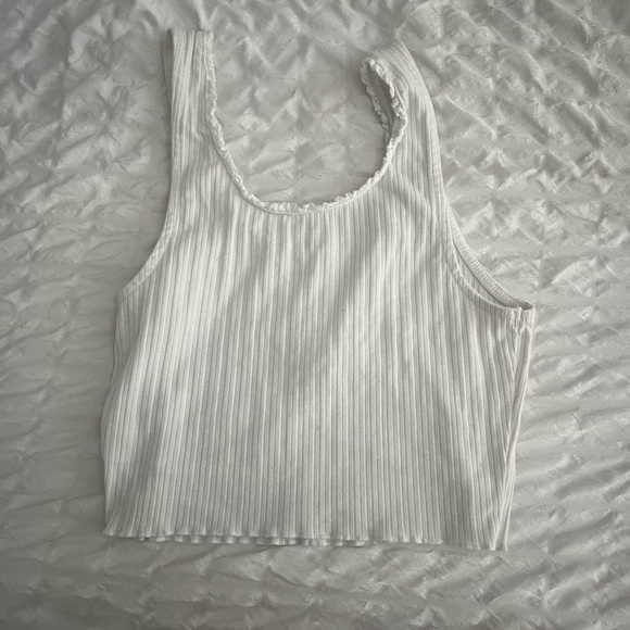 white aeropostale cropped tank - Picture 2 of 3